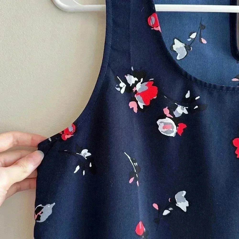 GAP Navy Blue Tank Top with Flowers, Square Tank Top, Layering Tank, Size Small - Picture 8 of 16